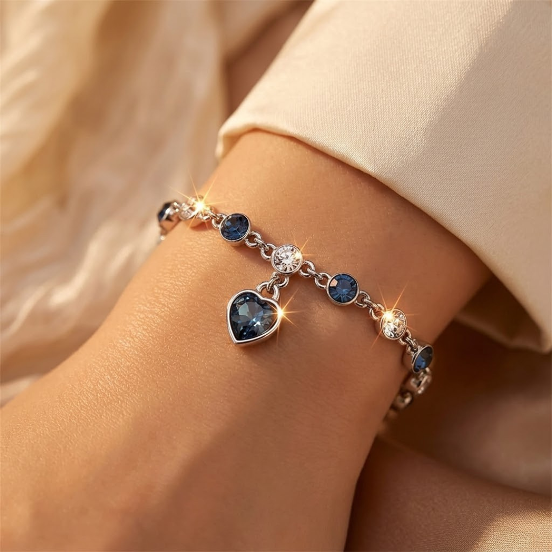 Bracelet en argent avec saphir en forme de cœur